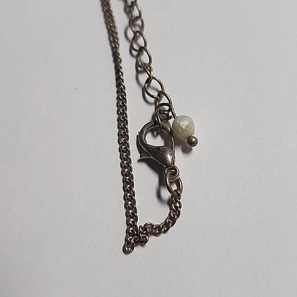 Elegant Goldtone and Turquoise Color Necklace - Picture 3 of 4